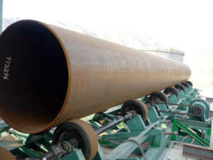 Steel pipe outer wall cleaning machine